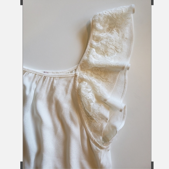 Forever 21 Top - Picture 2 of 5